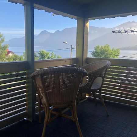 Segla Guesthouse - With View Of Fjord Fjordgard Exterior foto