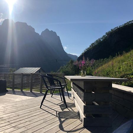 Segla Guesthouse - With View Of Fjord Fjordgard Exterior foto