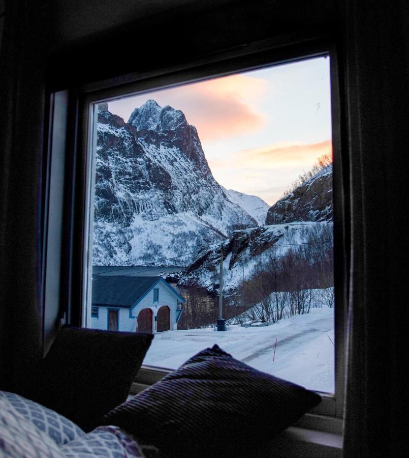 Segla Guesthouse - With View Of Fjord Fjordgard Exterior foto