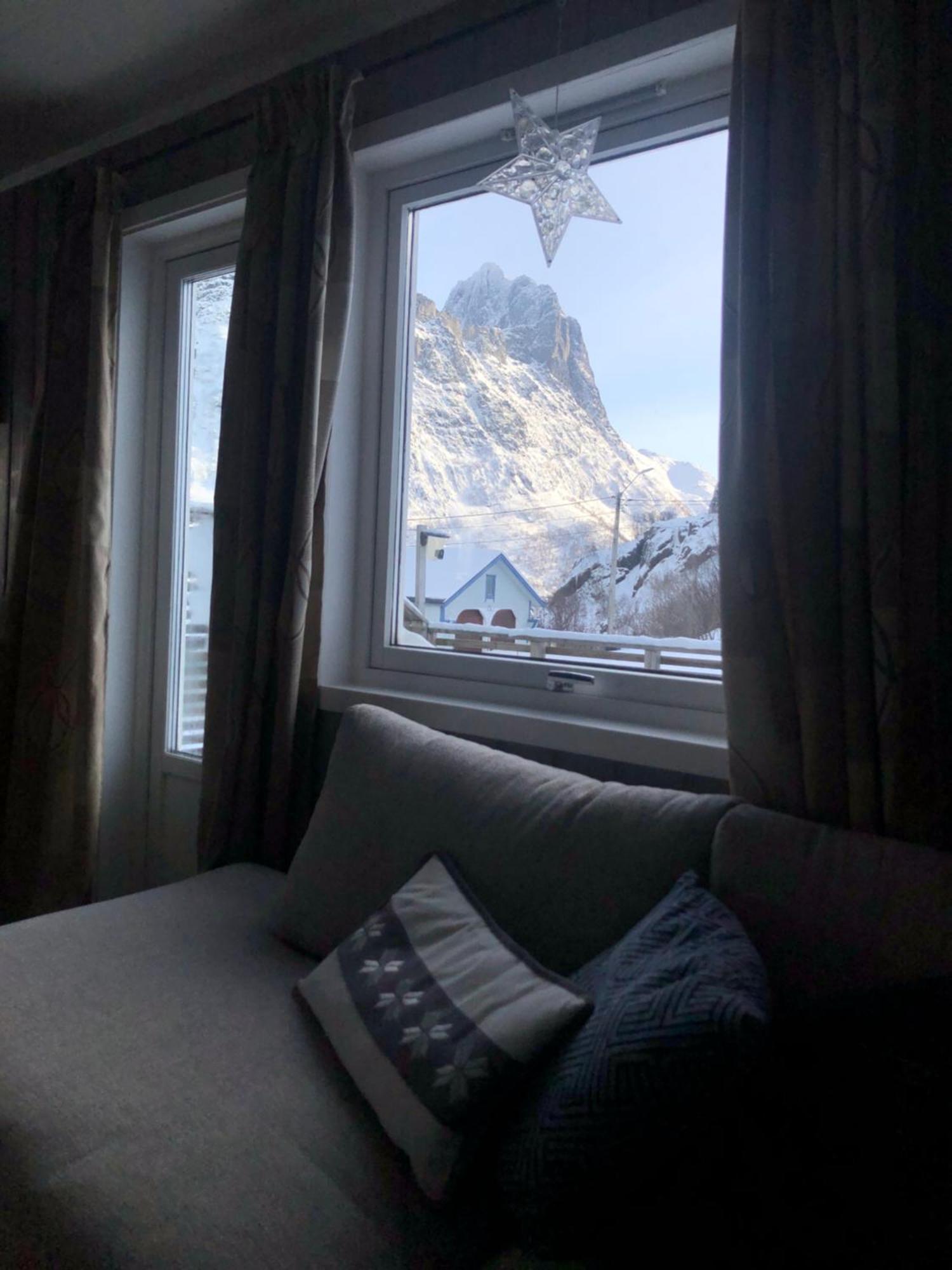 Segla Guesthouse - With View Of Fjord Fjordgard Exterior foto